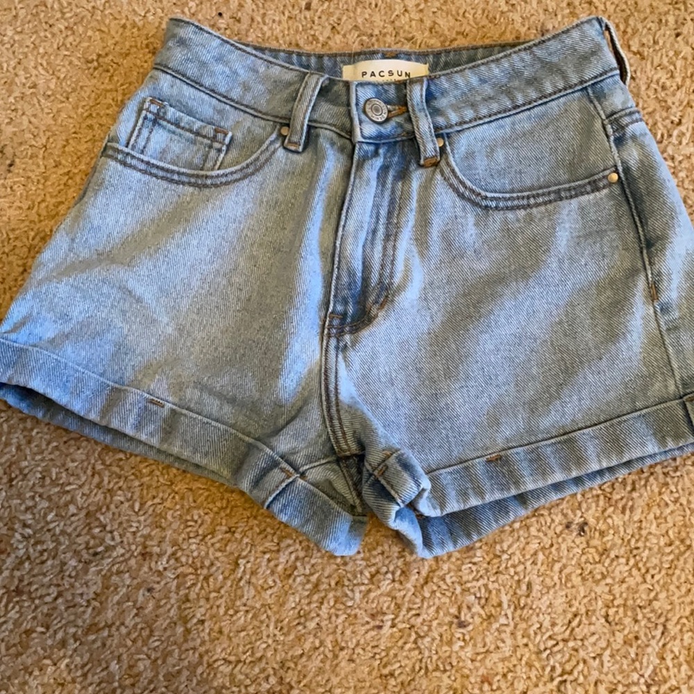 pacsun mom short size 22